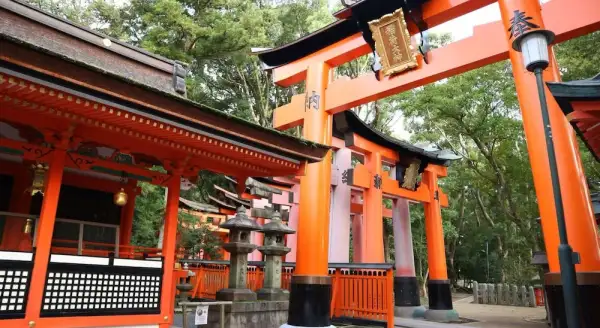 【2026年最新版】関西ファミリー旅行ガイド！怠け者のための3泊2日の家族旅行ガイド：京都と大阪のセルフガイドツアー - この記事をチェック！
