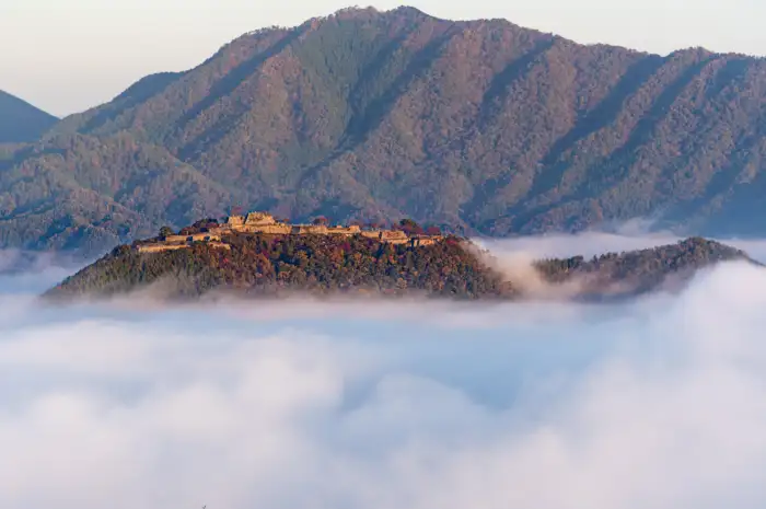 9月に日本で絶対に訪れたいスポットを10ヶ所ご紹介します。初秋の日本を一緒に旅しましょう！