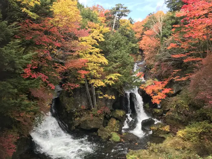 10月に日本で訪れるべきおすすめスポット10選 ― 美しい秋を一緒に満喫しましょう!